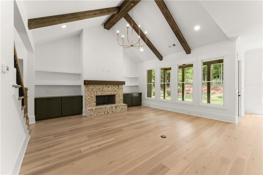 Spacious, unfurnished interior of a new home in Woodford, Acworth (Image 18).
