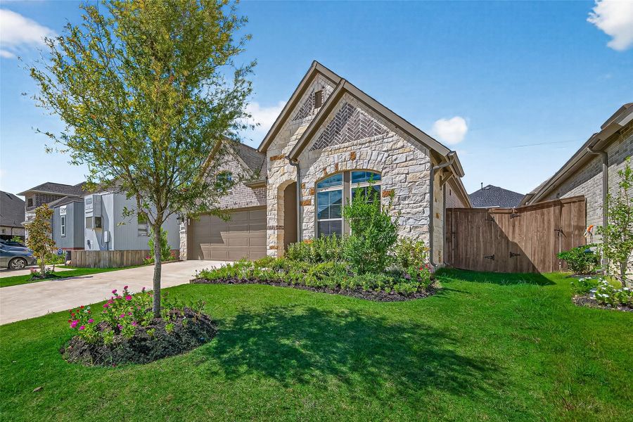 Image 46 of a home in Harvest Green 45'.