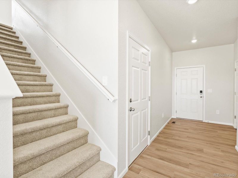 Spacious, unfurnished interior of a new home in Lake Bluff, Greeley (Image 9). Spacious, unfurnished interior of a new home in Lake Bluff, Greeley (Image 9).