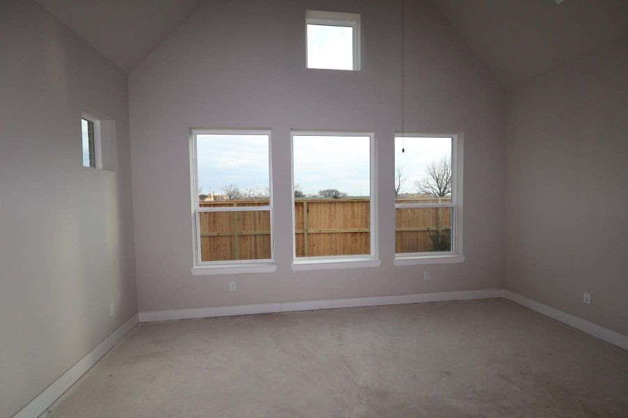 Spacious, unfurnished interior of a new home in Harvest Green 45', Richmond (Image 4).