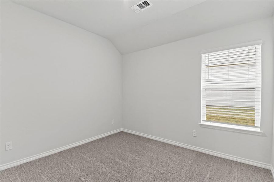 Spacious, unfurnished interior of a new home in Deer Creek, Fort Worth (Image 21). Spacious, unfurnished interior of a new home in Deer Creek, Fort Worth (Image 21).