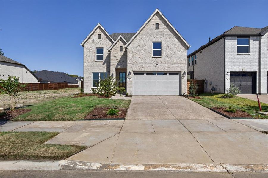 Image 34 of a home in Solterra.