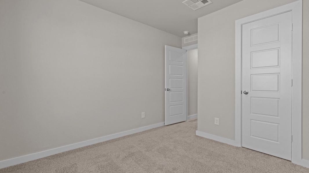 Representative unfurnished interior of a home built from the CAMDEN by D.R. Horton in Homestead at Parks Bell Ranch, Odessa (Image 19).