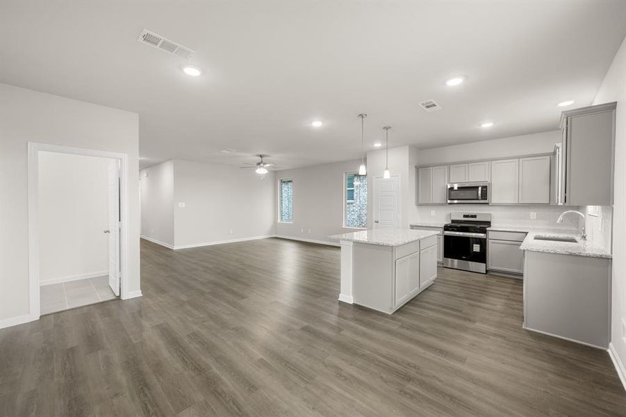 3121 Areca- Dining-2