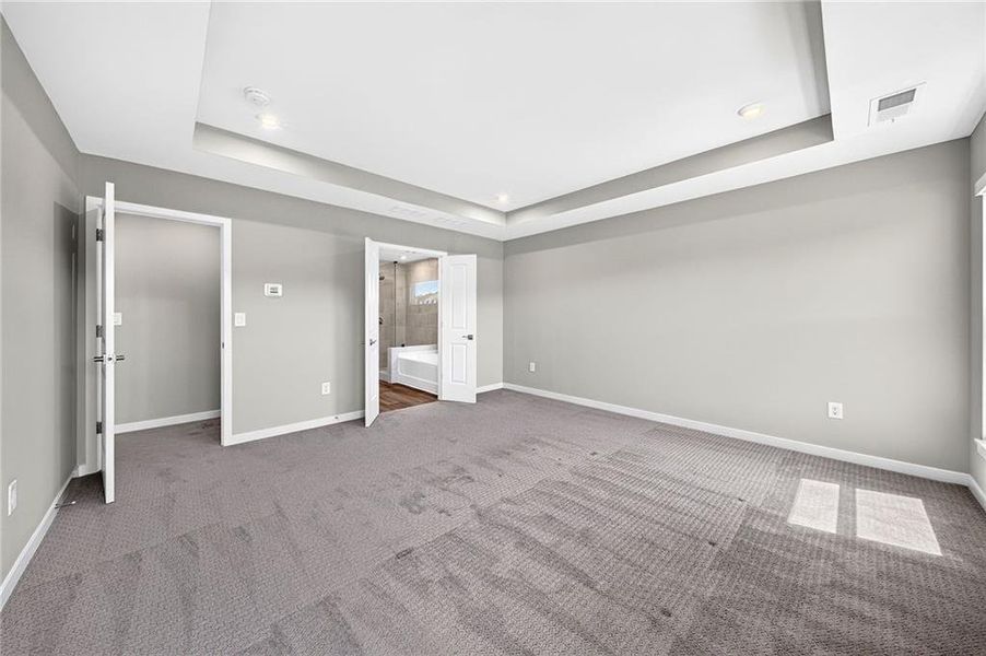 Spacious, unfurnished interior of a new home in The Reserve At Liberty Park, Braselton (Image 48).
