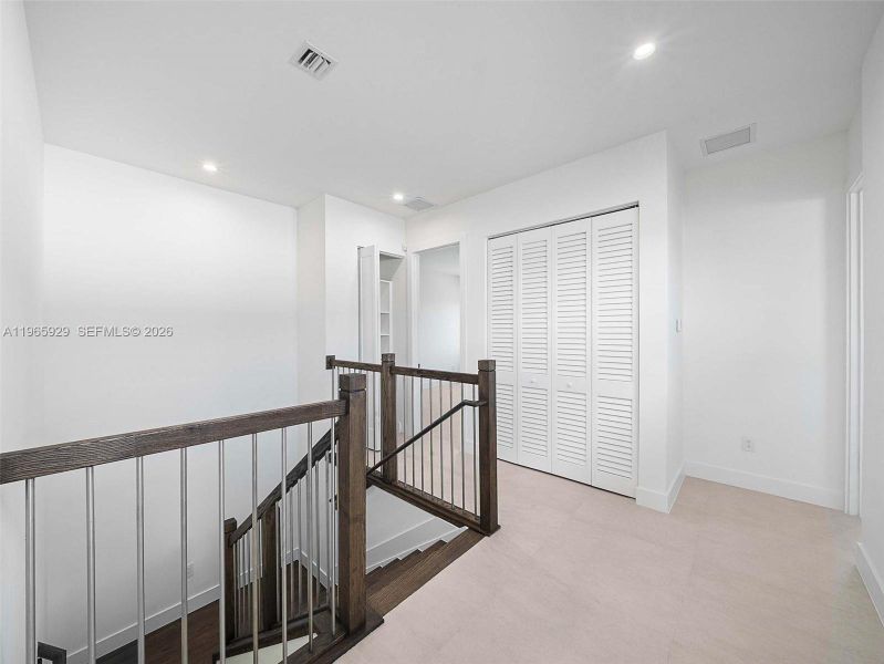 Spacious, unfurnished interior of a new home in , Hollywood (Image 57).