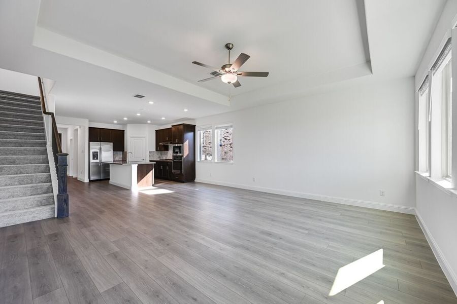 Spacious, unfurnished interior of a new home in Madero 50s, Fort Worth (Image 11).