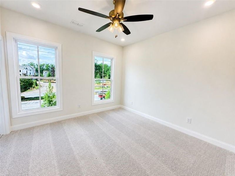 Bedroom on 3rd floor perfect for teen, little one or guest room