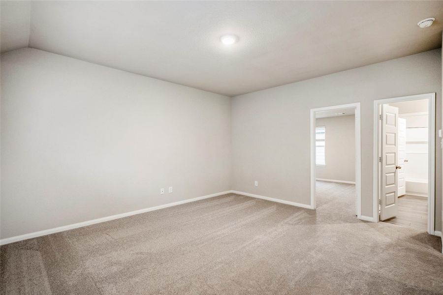 Spacious, unfurnished interior of a new home in , Conroe (Image 32). Spacious, unfurnished interior of a new home in , Conroe (Image 32).