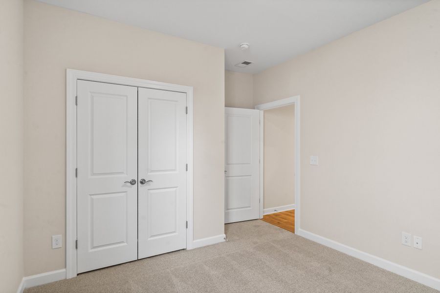 Representative unfurnished interior of a home built from the The Sunset Cove by Chesapeake Homes in Bridgewater - Shorehaven Village, Little River (Image 10).