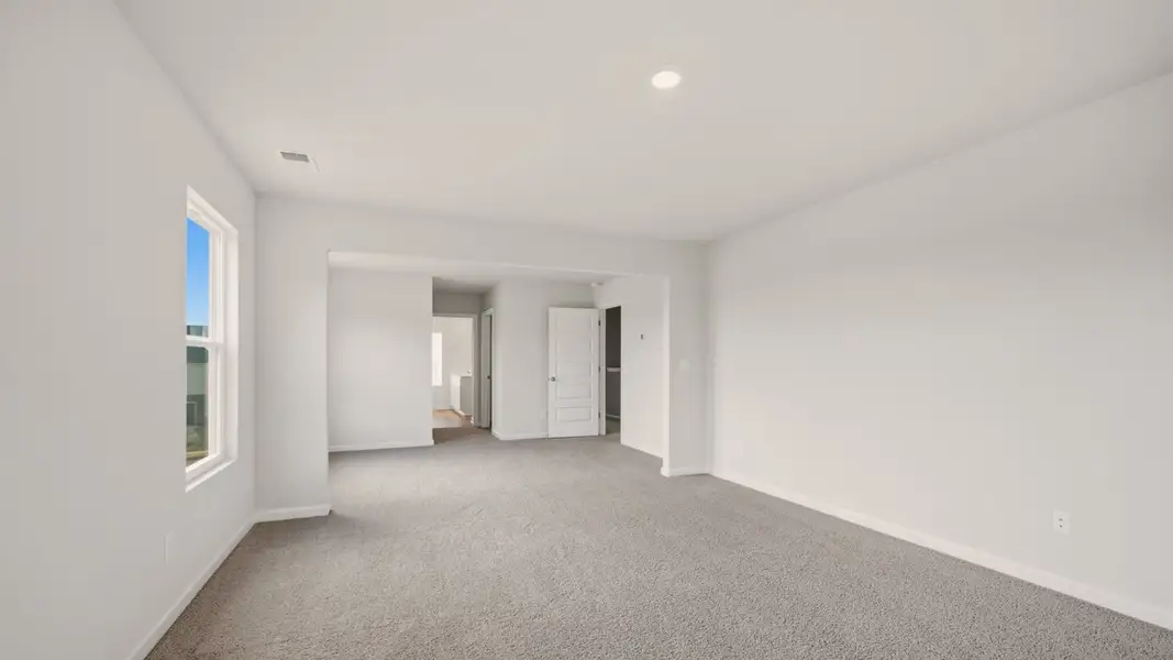 Spacious, unfurnished interior of a new home in Brooks Station, Dacula (Image 27). Spacious, unfurnished interior of a new home in Brooks Station, Dacula (Image 27).