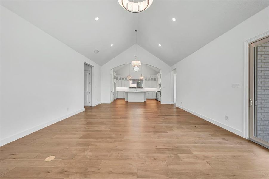 Spacious, unfurnished interior of a new home in Wellington, Haslet (Image 26).