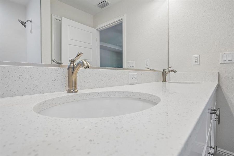 Close-up of interior finishes inside a home in , Citrus Springs (Image 15).