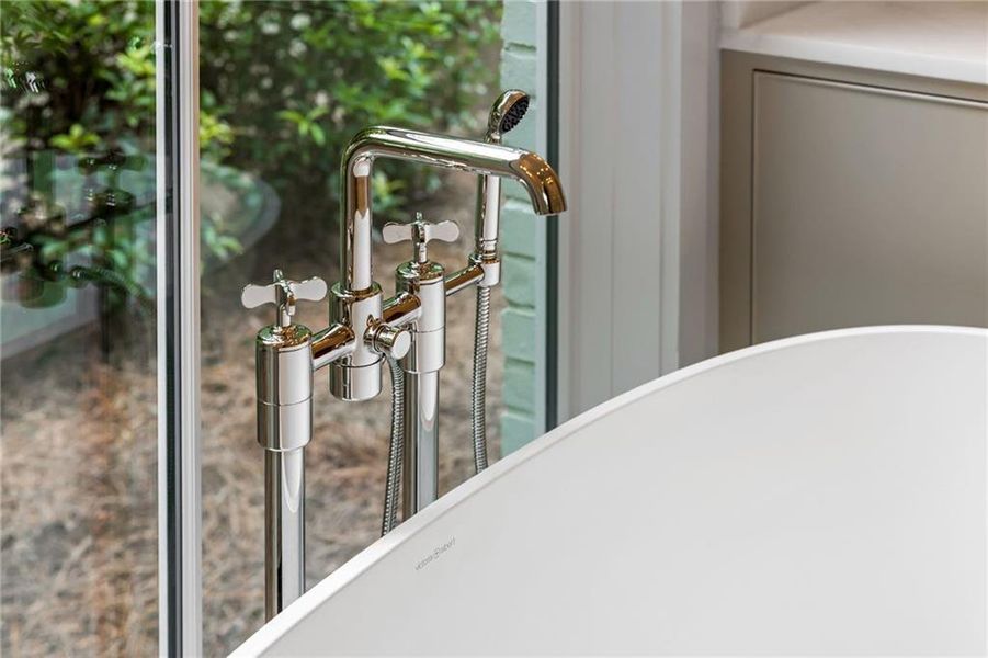 Furnished interior view inside a new home in , Atlanta (Image 4).