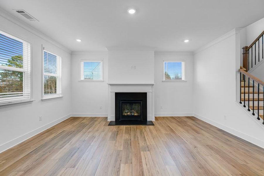 Spacious, unfurnished interior of a new home in Wellington Estates, Madison (Image 30).