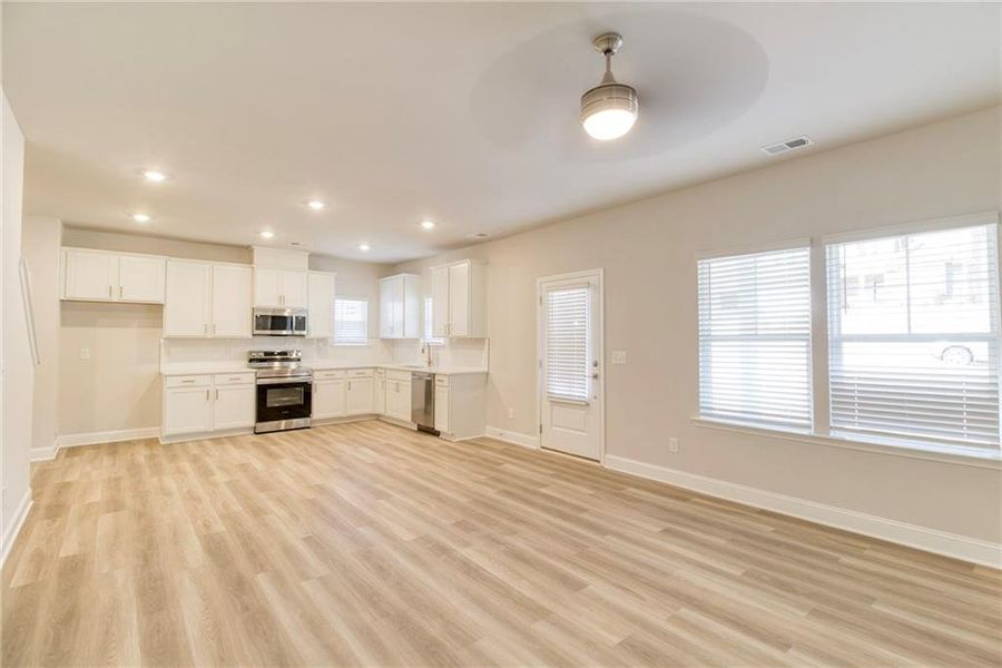 Spacious, unfurnished interior of a new home in , Canton (Image 22).