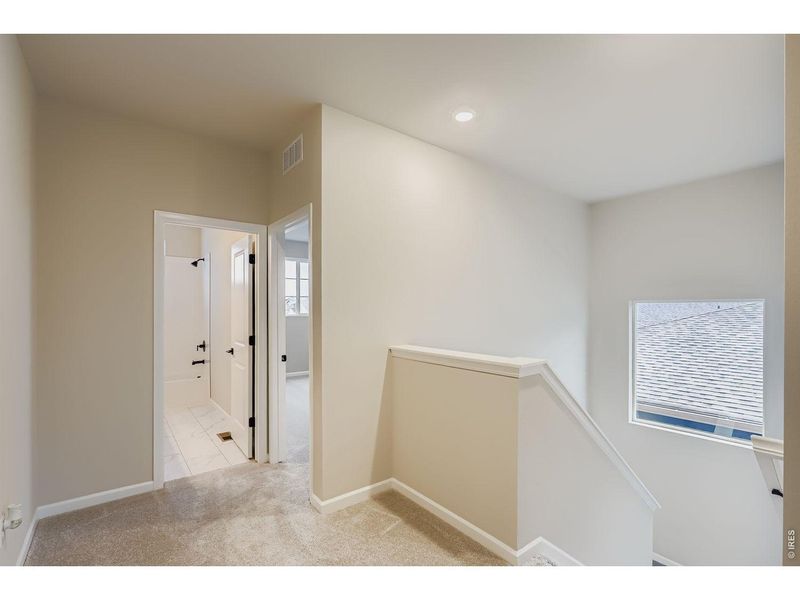 Spacious, unfurnished interior of a new home in Hidden Creek, Frederick (Image 20).
