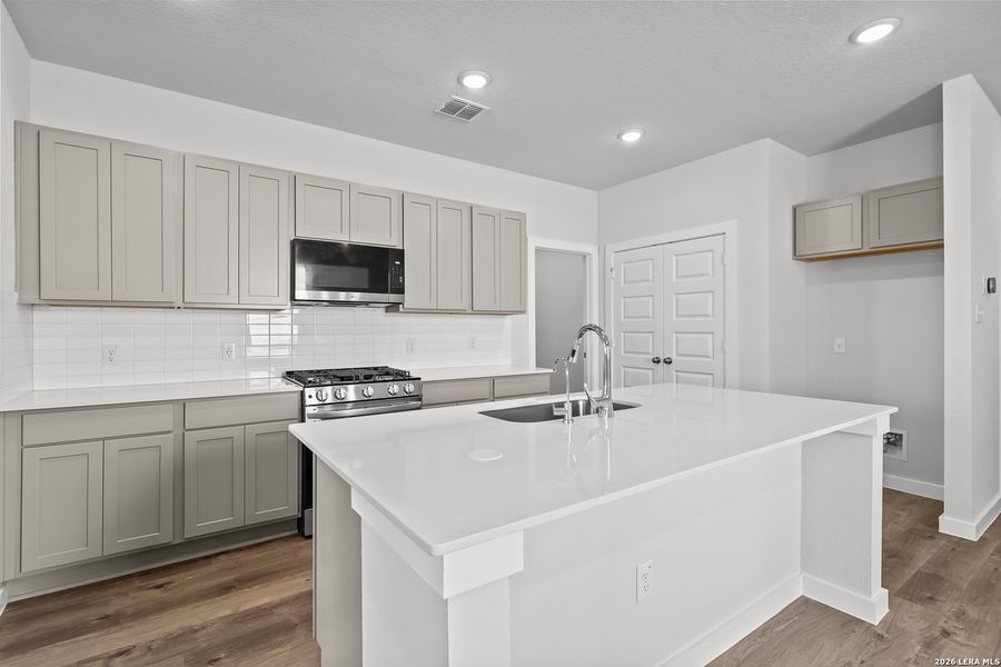 Furnished interior view inside a new home in Mesa Vista, San Antonio (Image 11).