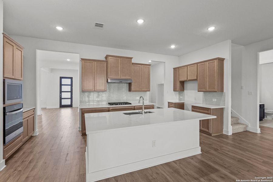 Furnished interior view inside a new home in Homestead, Schertz (Image 10).