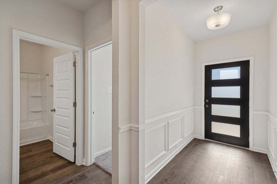 The Crawford- Foyer. Home under construction, sample photo used for illustrative purposes only, colors and options will vary.
