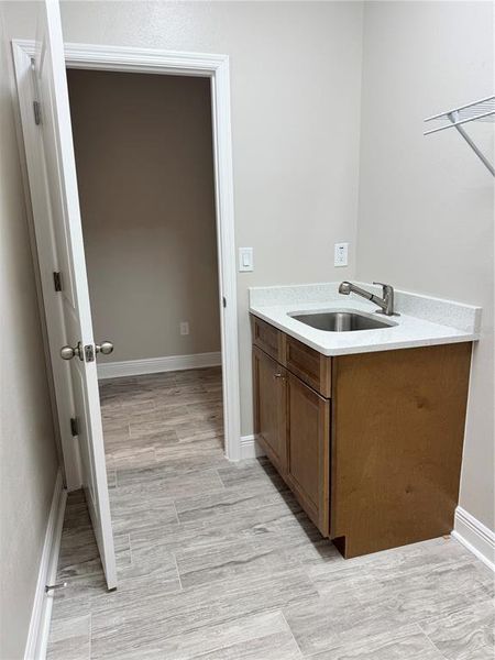 Furnished interior view inside a new home in , Dade City (Image 8).