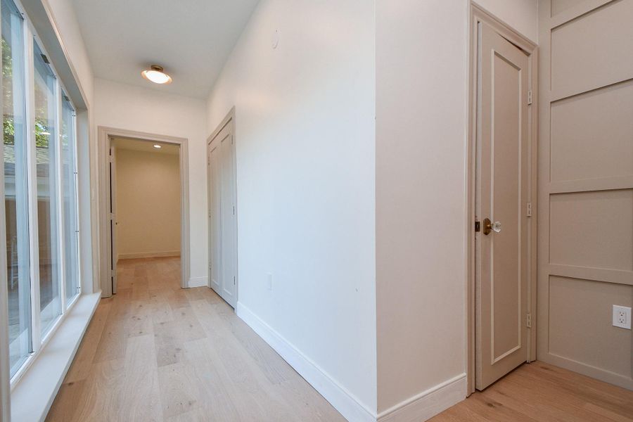 Spacious, unfurnished interior of a new home in , Houston (Image 38). Spacious, unfurnished interior of a new home in , Houston (Image 38).