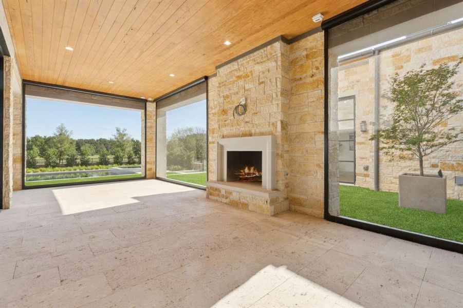 Spacious, unfurnished interior of a new home in , Westlake (Image 18).