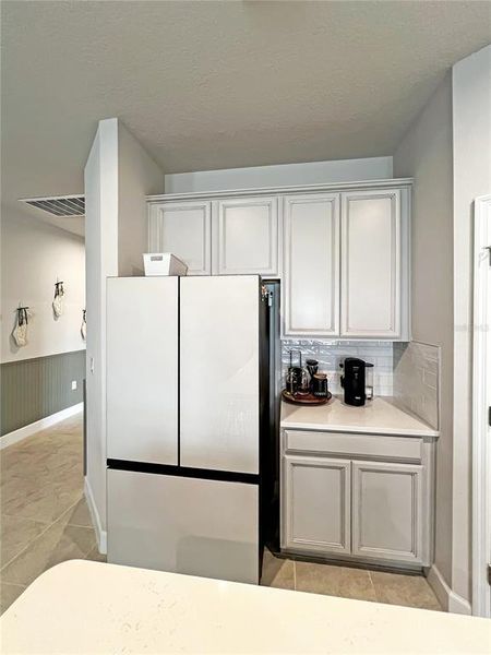Furnished interior view inside a new home in , Zephyrhills (Image 8).