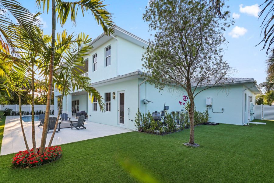 1041 Bimini Lane - 88.jpg-SMALL