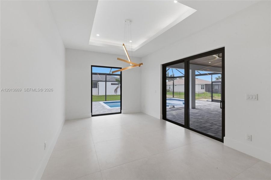 Spacious, unfurnished interior of a new home in , Cape Coral (Image 39).