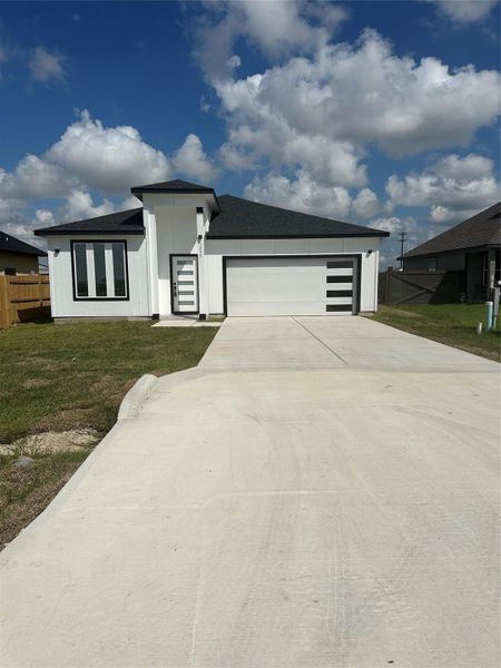 Image 27 of a home in . Image 27 of a home in .