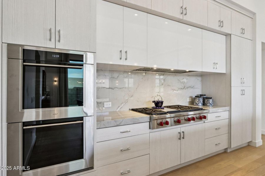 26-web-or-mls-N Cave Creek Rd 1037-S0412