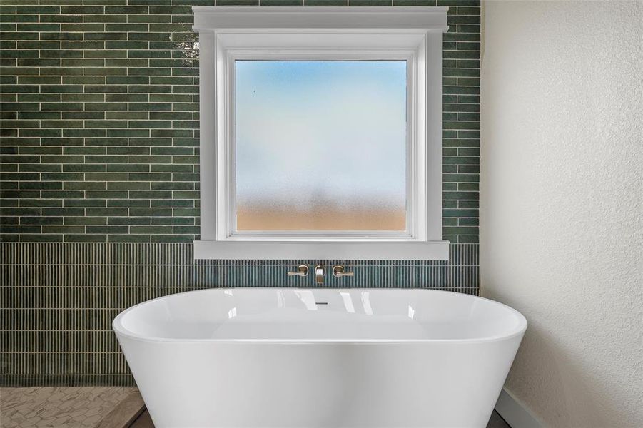 Close-up of interior finishes inside a home in , Waco (Image 19).