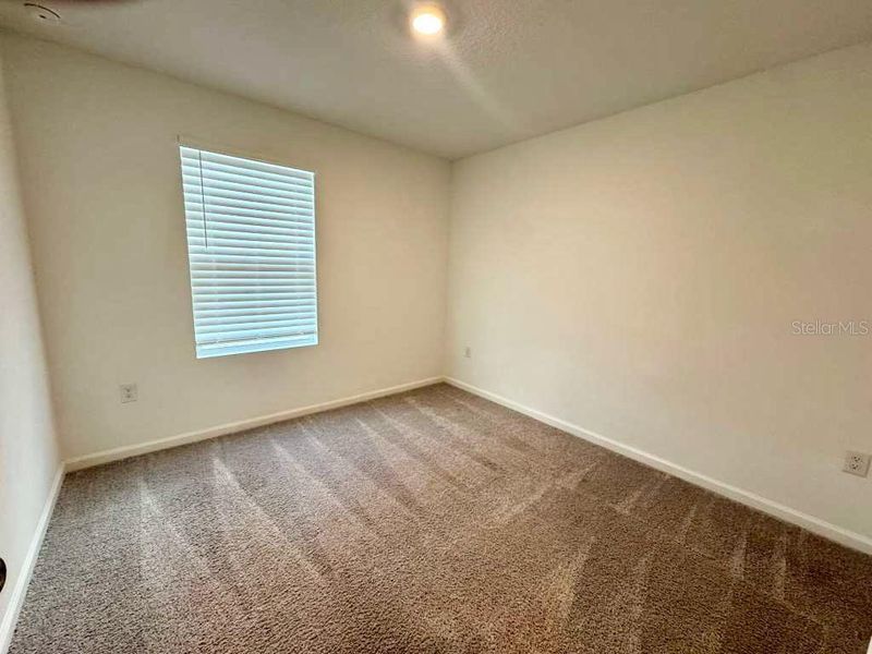 Spacious, unfurnished interior of a new home in , St. Cloud (Image 6).