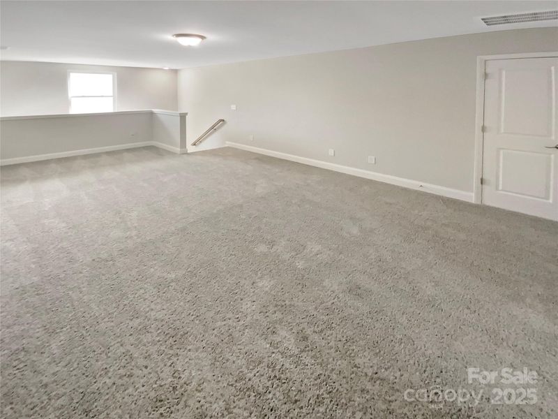Spacious, unfurnished interior of a new home in Edgewater, Lancaster (Image 21). Spacious, unfurnished interior of a new home in Edgewater, Lancaster (Image 21).