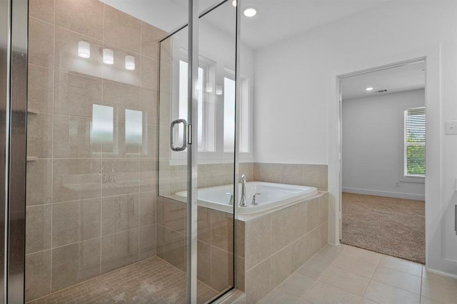 Furnished interior view inside a new home in Heritage Towne, Midlothian (Image 3).