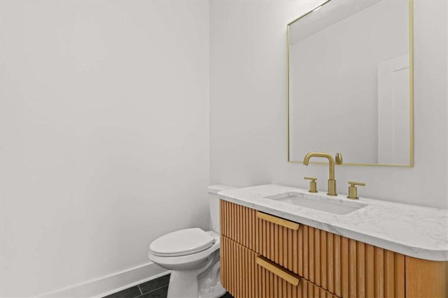 Image 43 of a home in .