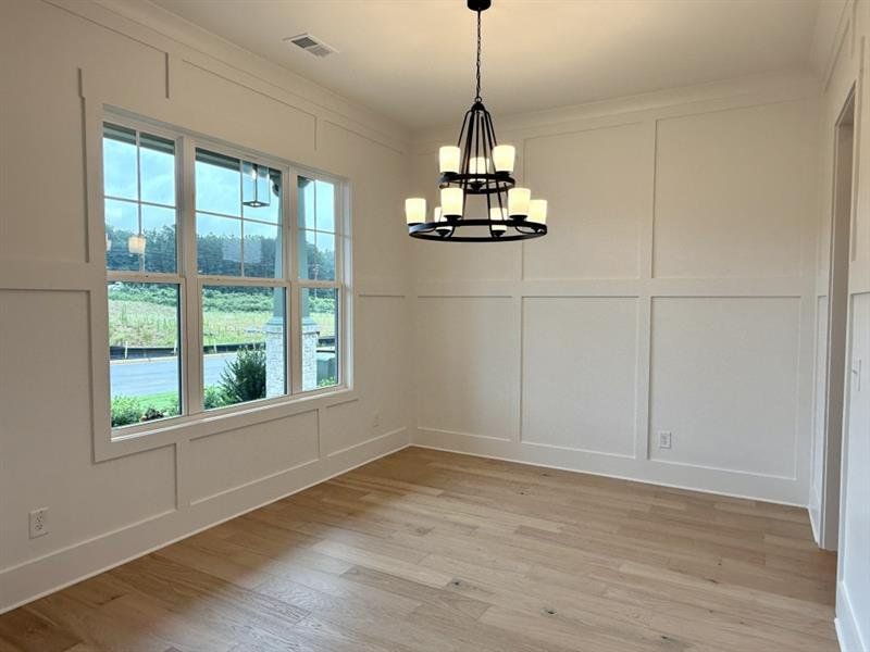 Spacious, unfurnished interior of a new home in Livingstone Park, Kennesaw (Image 32). Spacious, unfurnished interior of a new home in Livingstone Park, Kennesaw (Image 32).