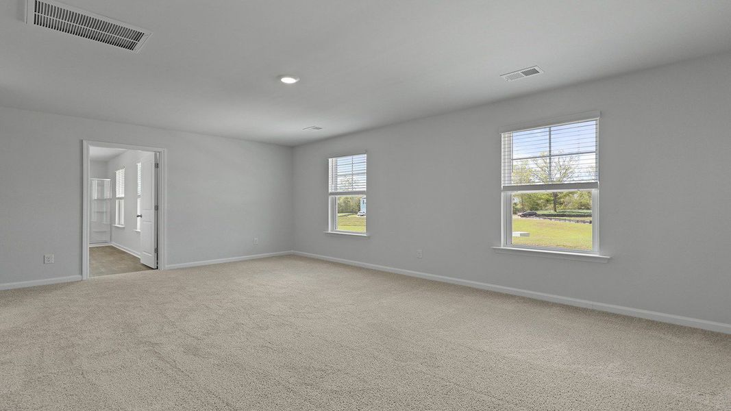 Spacious, unfurnished interior of a new home in The Ranch, Holly Hill (Image 25).