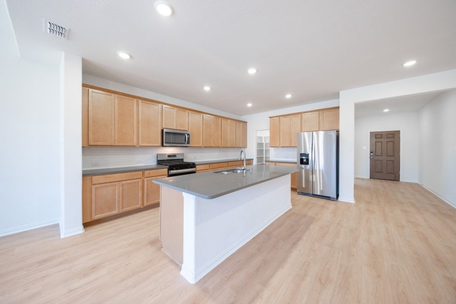 Furnished interior view inside a new home in Verandah, Royse City (Image 17).