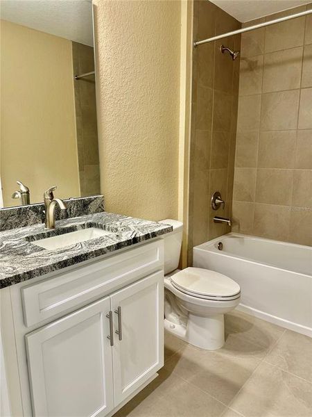 Furnished interior view inside a new home in , Weeki Wachee (Image 19).