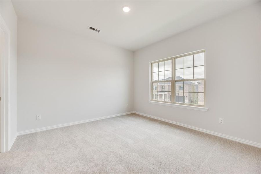 Spacious, unfurnished interior of a new home in Sutton Fields, Celina (Image 27).