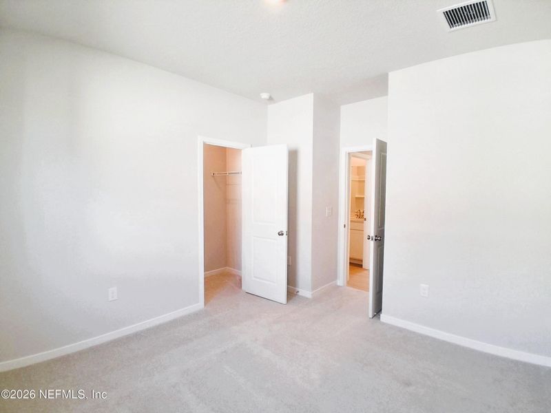 Spacious, unfurnished interior of a new home in Seminole Palms, Palm Coast (Image 14). Spacious, unfurnished interior of a new home in Seminole Palms, Palm Coast (Image 14).