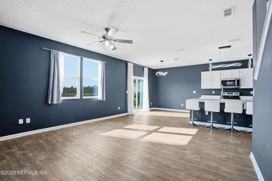 Spacious, unfurnished interior of a new home in , Palm Coast (Image 27).