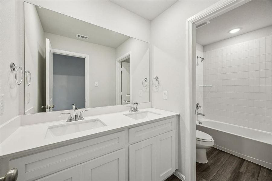 Furnished interior view inside a new home in Santorini, Seagoville (Image 6).