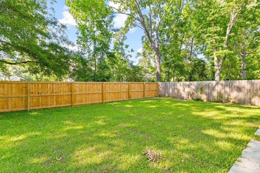 Exterior details and patio area of a home in , North Charleston (Image 31).