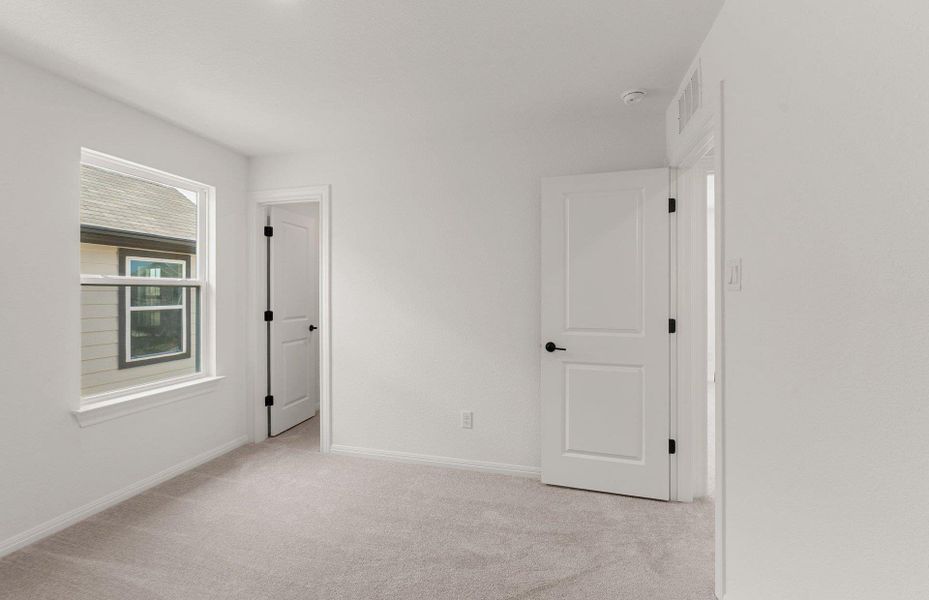 Spacious, unfurnished interior of a new home in Horizon Lake, Leander (Image 18). Spacious, unfurnished interior of a new home in Horizon Lake, Leander (Image 18).