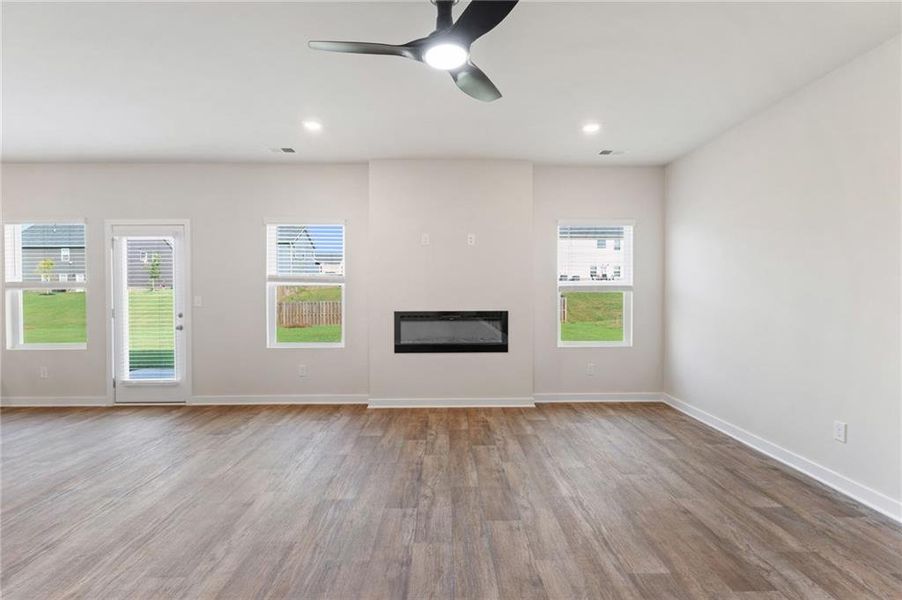 Spacious, unfurnished interior of a new home in Southern Hills, McDonough (Image 16). Spacious, unfurnished interior of a new home in Southern Hills, McDonough (Image 16).
