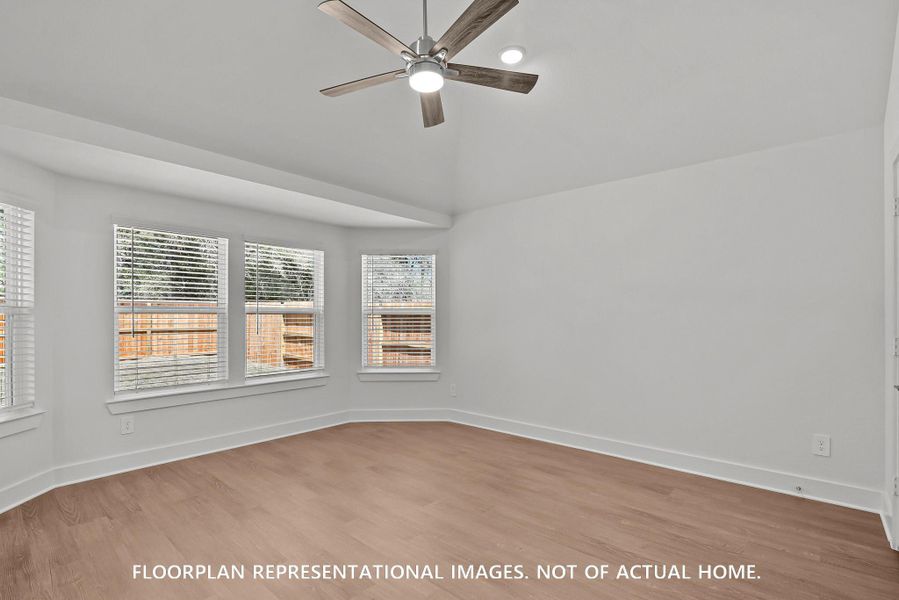 Spacious, unfurnished interior of a new home in Ambrose, La Marque (Image 22).