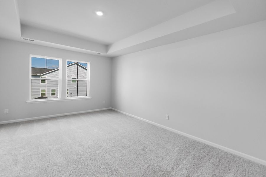Spacious, unfurnished interior of a new home in , Summerville (Image 17).